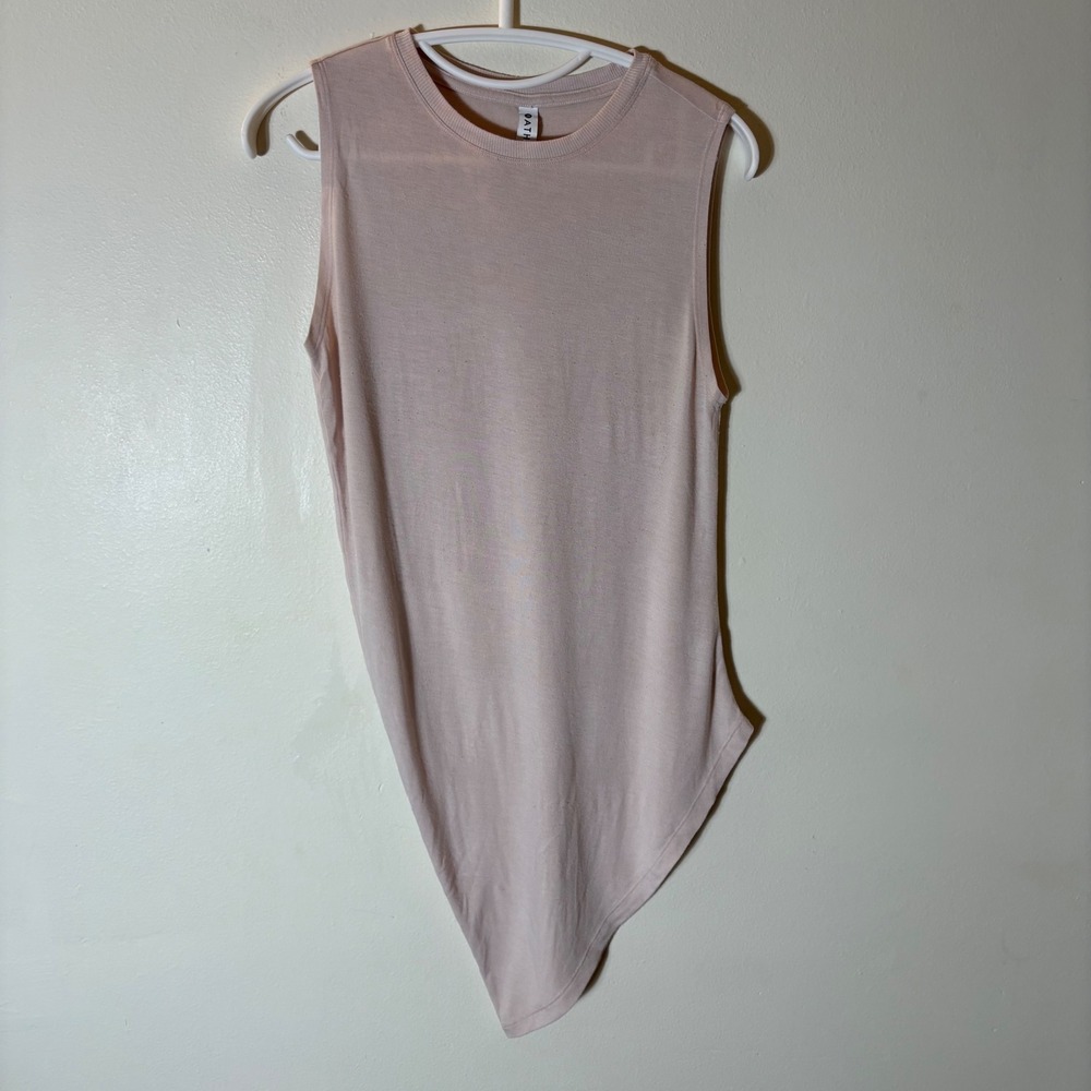 Athleta Cloudlight Restore Tank in‎ Velvety Pink Size Small